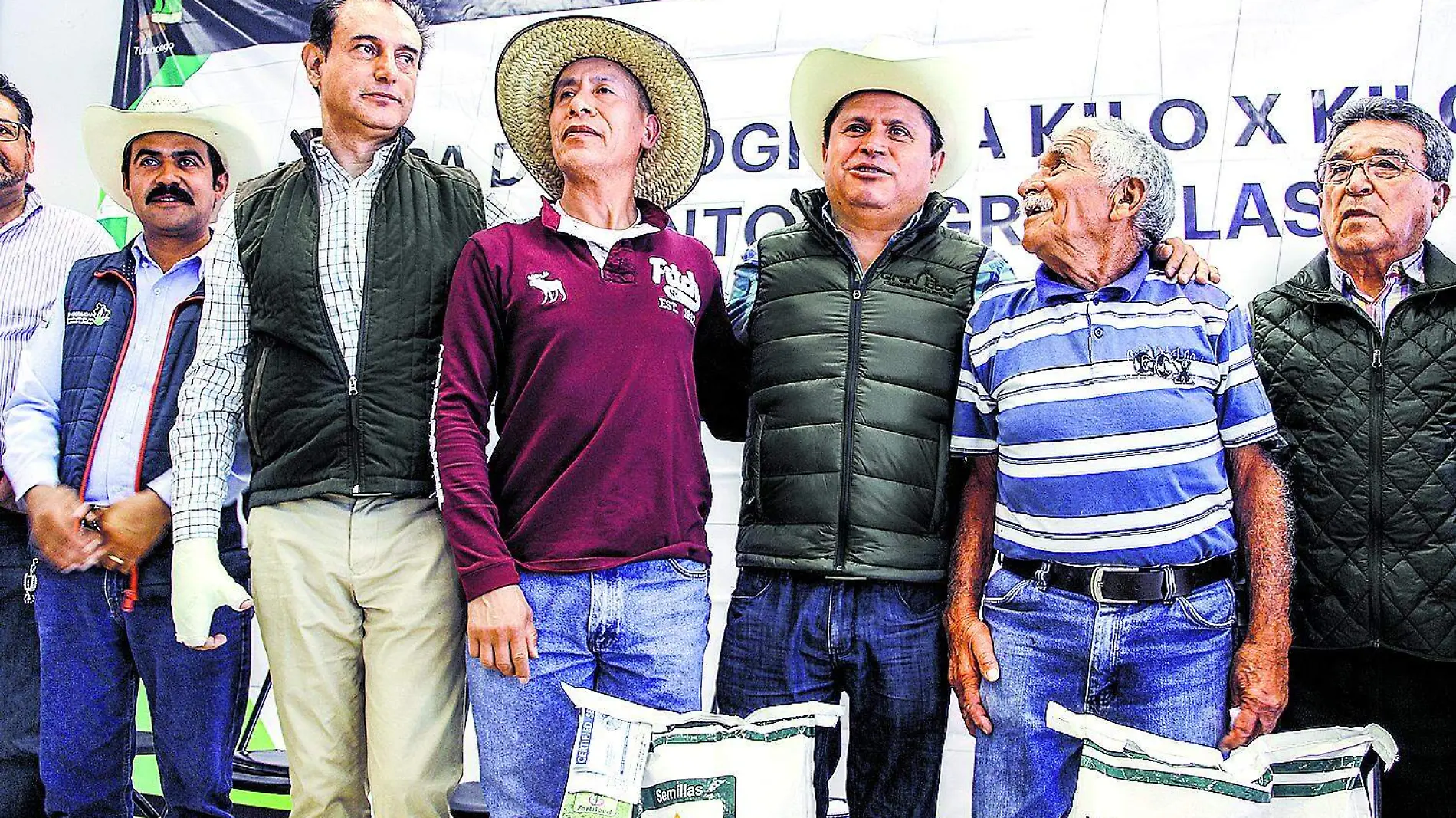 TULANCINGO ENTREGAN APOYOS convenio tulancingo   (3)